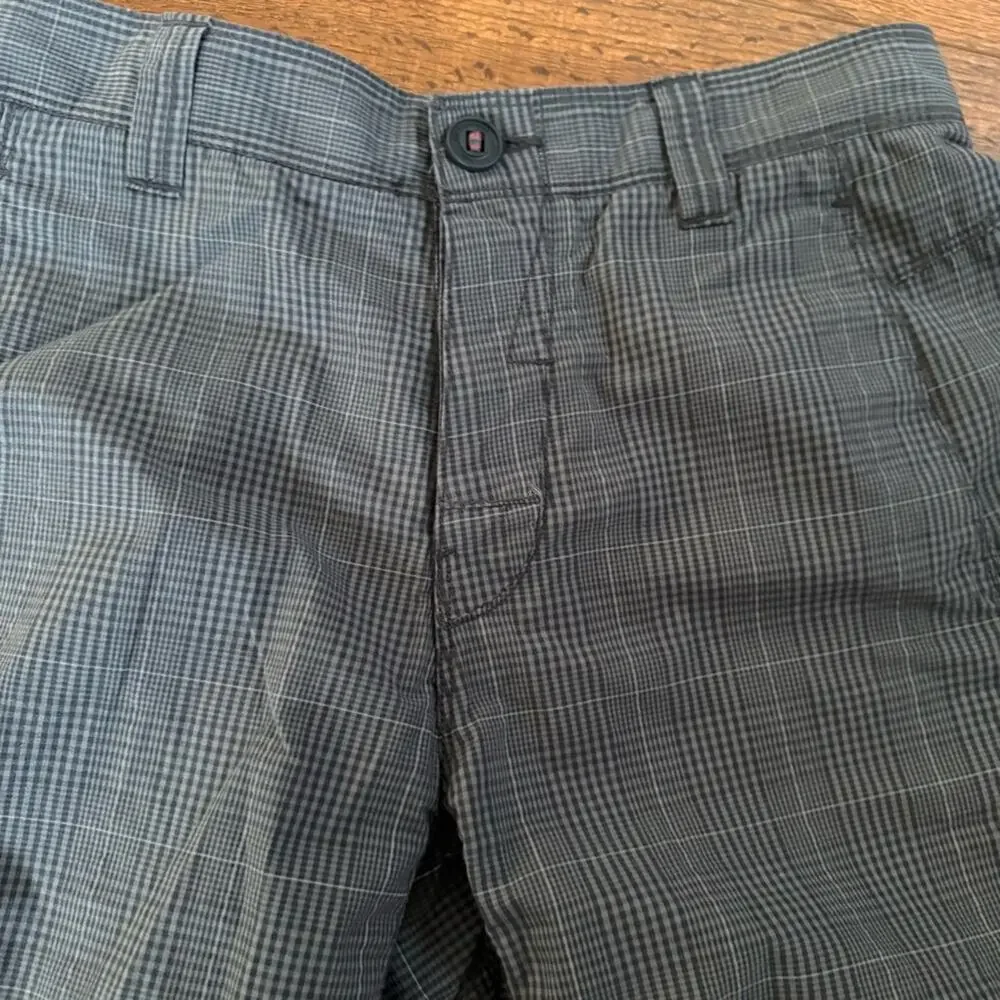 The North Face Plaid Men’s Shorts 32 NEW